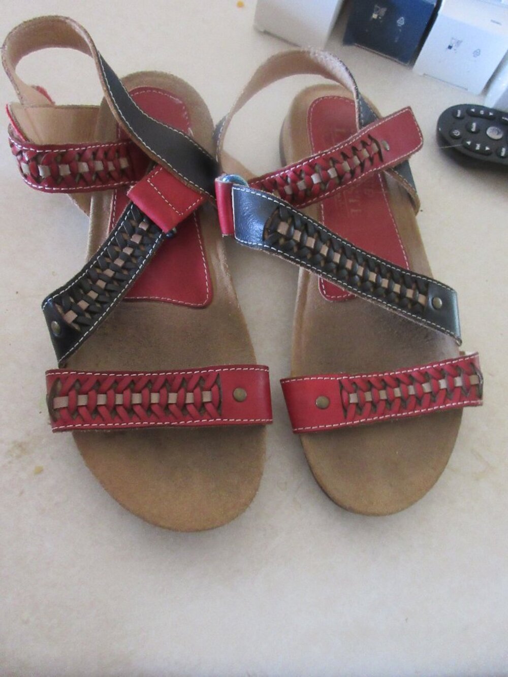 L'Artiste Spring Step Joaquima Leather slingback Sandals red black artsy 35